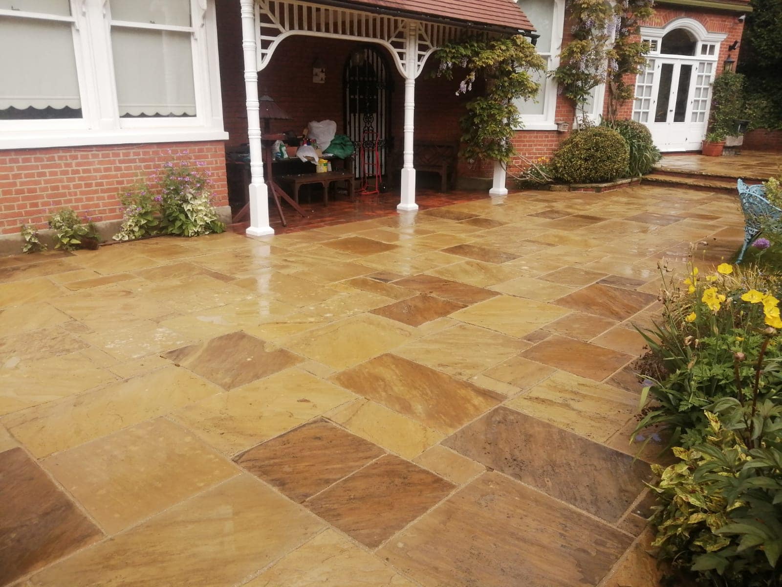 York Stone Cleaning and Sealing, Benefits of Sealing a Driveway or Patio